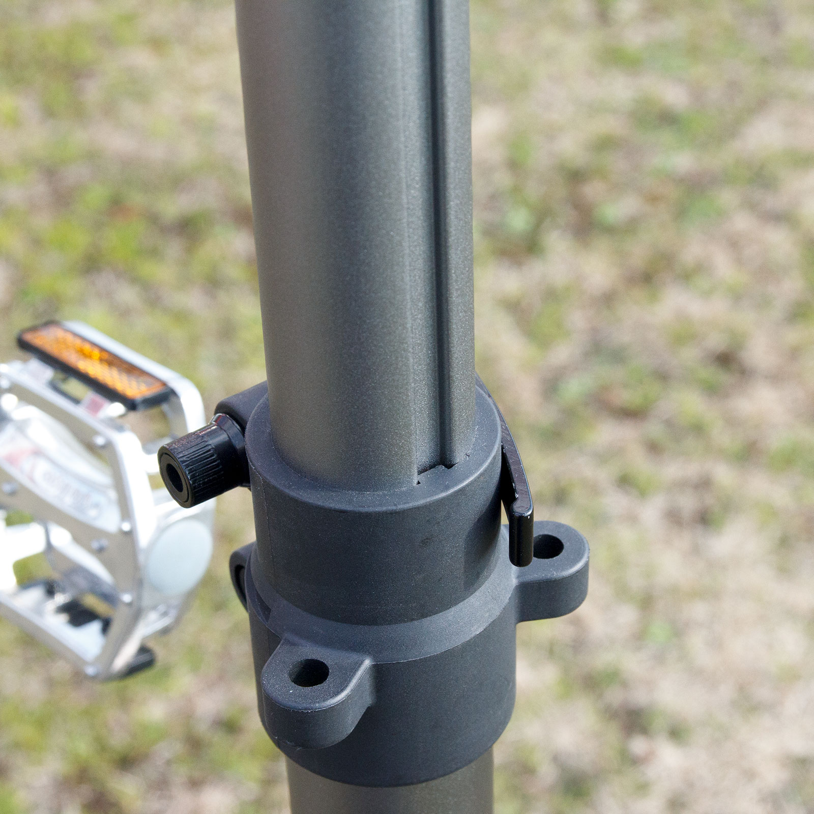 Field Unit COMP portable folding bicycle repair stand with tripod base